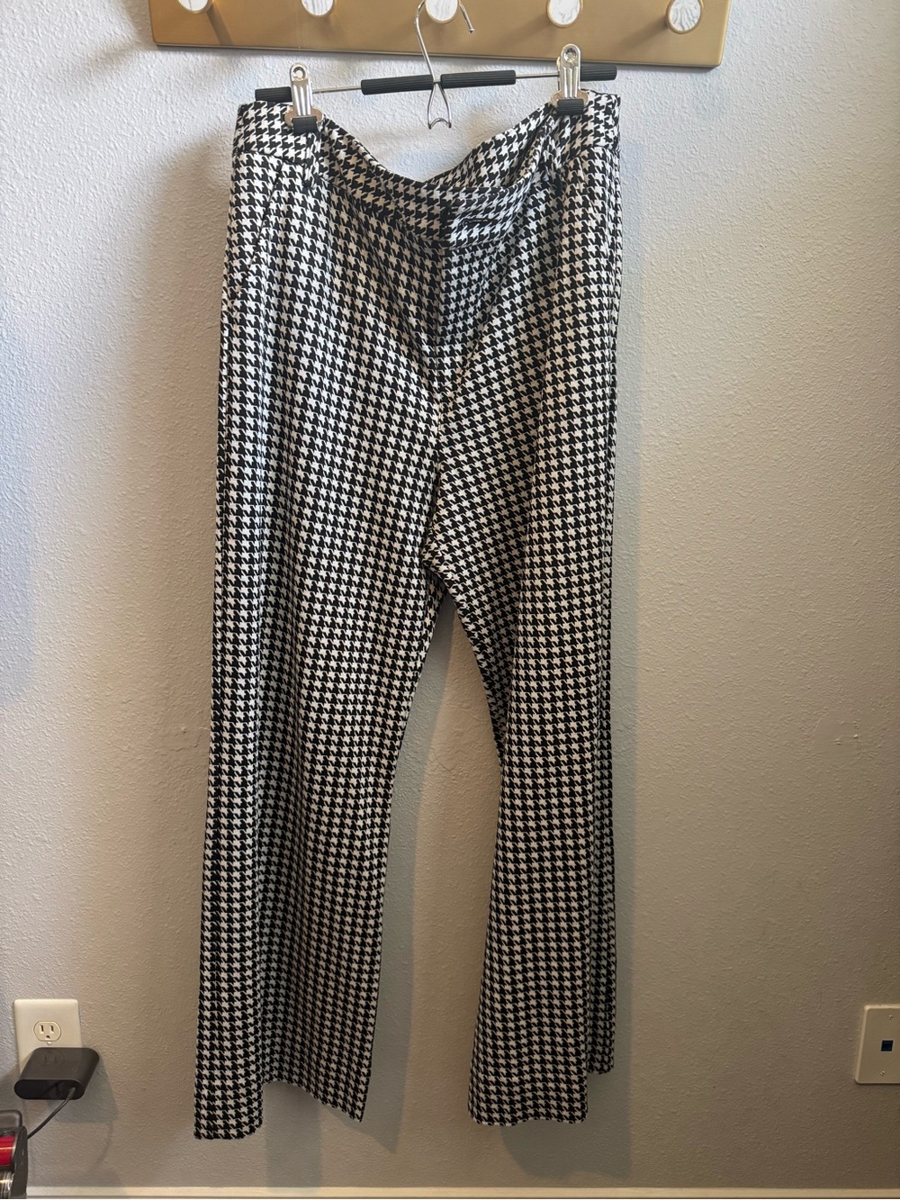CAbi Houndstooth Dress Pants - Black & White Sz 16